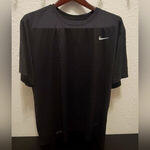 Brand New Nike Mens Dri-Fit T Shirt
